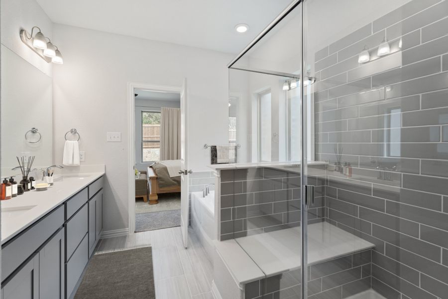 Representative furnished interior of a home built from the Driftwood by Beazer Homes in Lovers Landing, Forney (Image 11). Representative furnished interior of a home built from the Driftwood by Beazer Homes in Lovers Landing, Forney (Image 11).