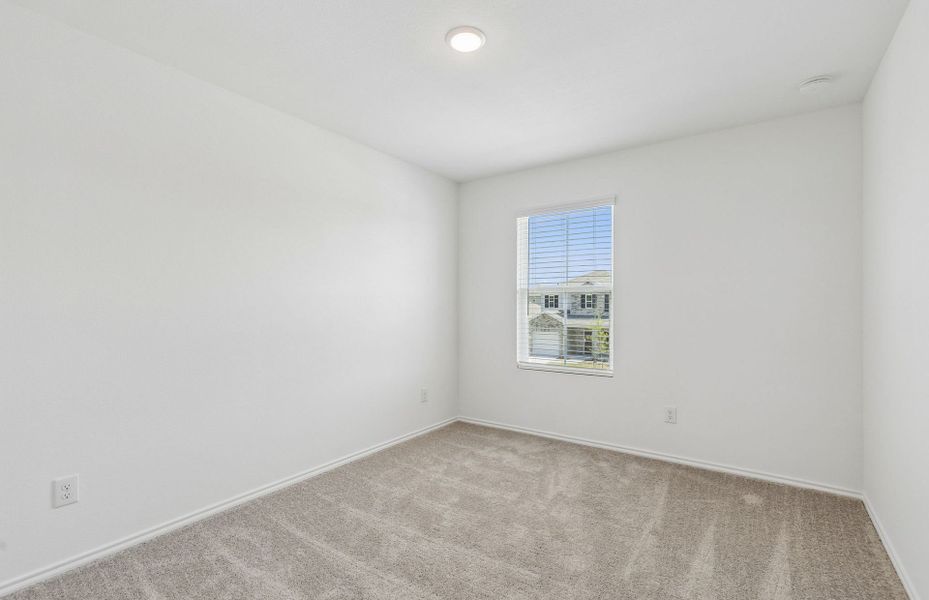 Representative unfurnished interior of a home built from the Comal by Centex in Cottonwood Creek, Howe (Image 15).