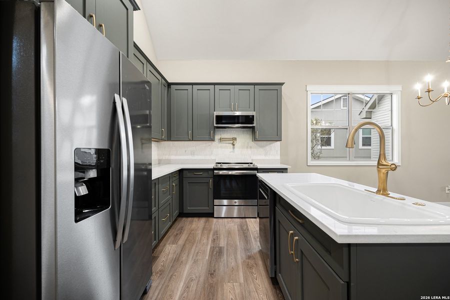 Furnished interior view inside a new home in , Canyon Lake (Image 10).