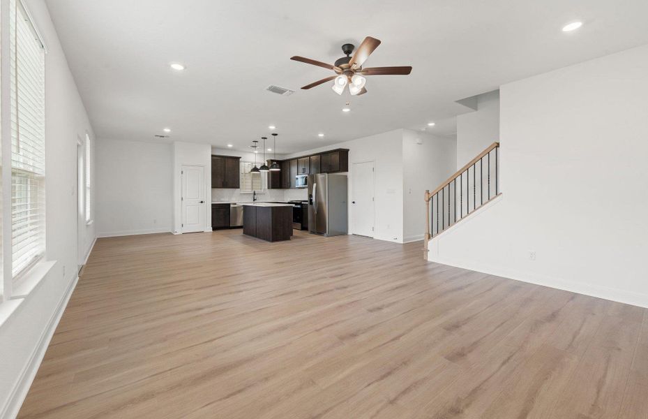 Spacious, unfurnished interior of a new home in Patterson Ranch, Georgetown (Image 19).