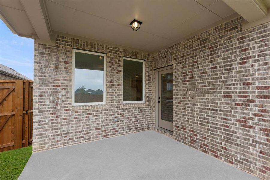 708 Tyronza-Patio-1