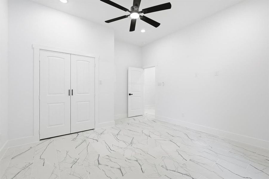 Spacious, unfurnished interior of a new home in , Gun Barrel City (Image 16).