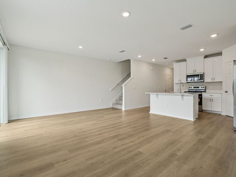 Spacious, unfurnished interior of a new home in Cagan Crossings West, Clermont (Image 9). Spacious, unfurnished interior of a new home in Cagan Crossings West, Clermont (Image 9).