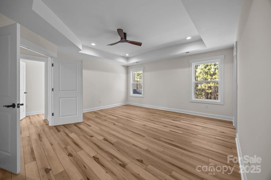 Spacious, unfurnished interior of a new home in , Salisbury (Image 37).