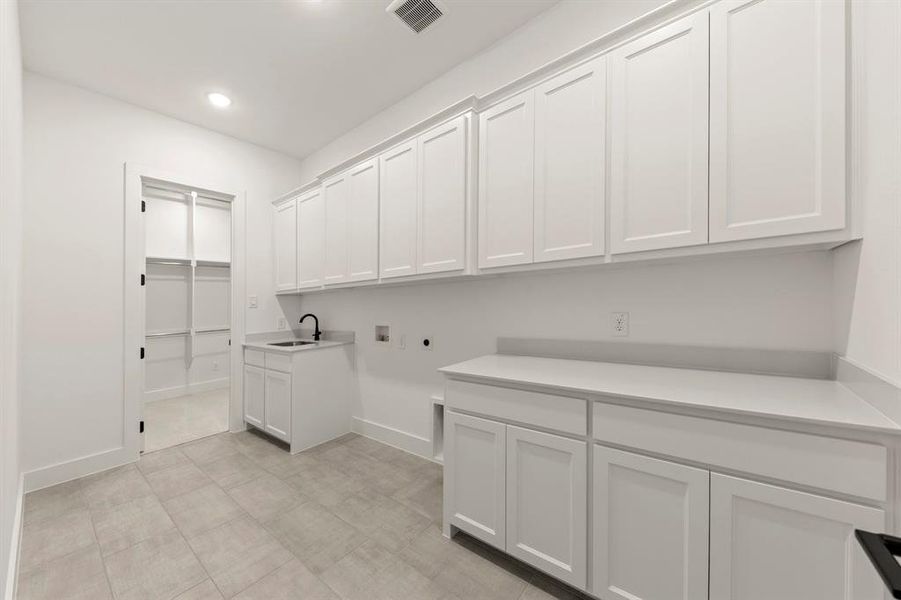 38. 2651 Pelican Point - Utility 38. 2651 Pelican Point - Utility