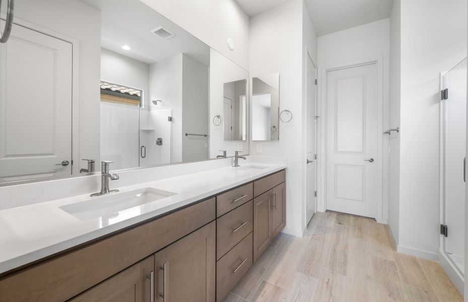Furnished interior view inside a new home in Legado West, Queen Creek (Image 7).