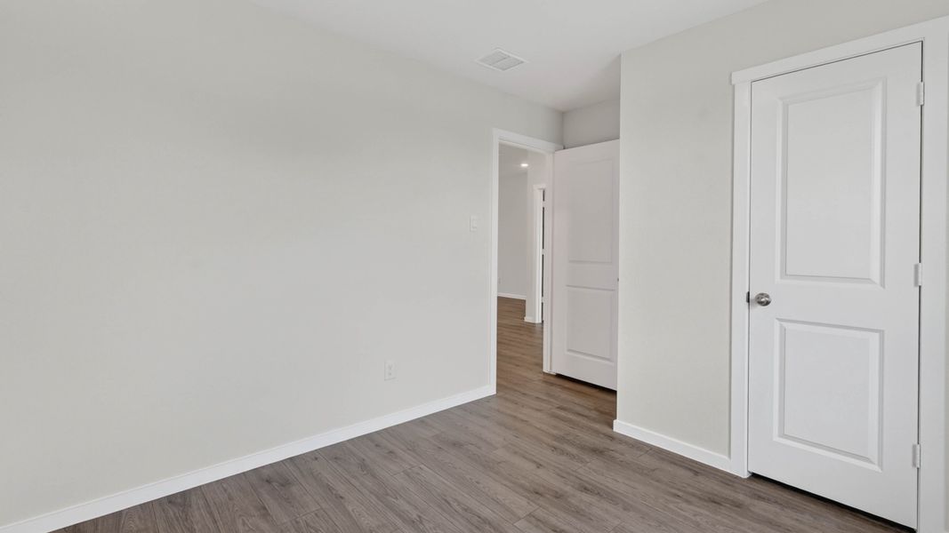 Spacious, unfurnished interior of a new home in Waverly Estates, Josephine (Image 17).