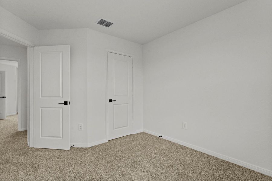 Spacious, unfurnished interior of a new home in Avery Centre, Round Rock (Image 26). Spacious, unfurnished interior of a new home in Avery Centre, Round Rock (Image 26).