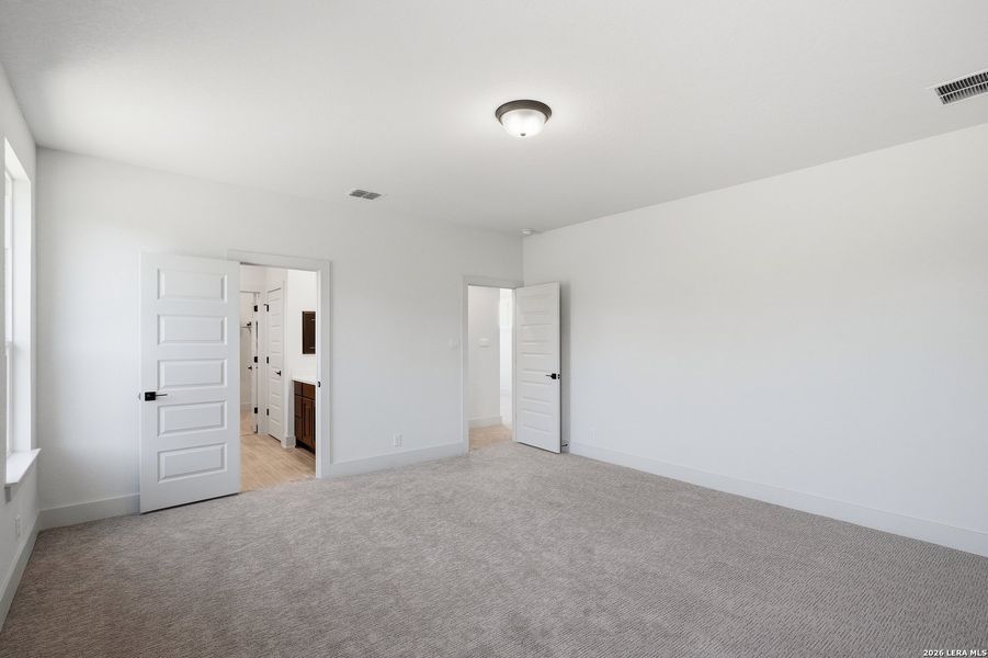 Spacious, unfurnished interior of a new home in Heimer Estates at Garden Ridge, San Antonio (Image 46).
