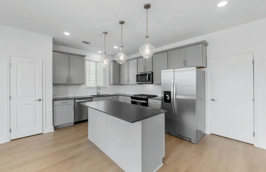 Furnished interior view inside a new home in Patterson Ranch, Georgetown (Image 10).