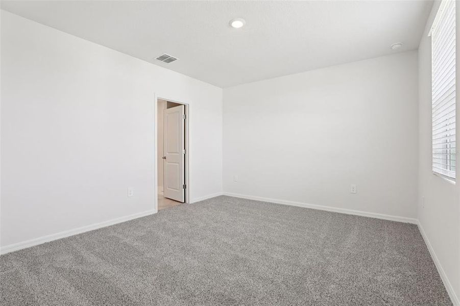 Spacious, unfurnished interior of a new home in Hamilton Bluff - Classic Series, Lake Hamilton (Image 28).