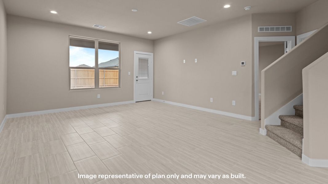 Spacious, unfurnished interior of a new home in Homestead at Parks Bell Ranch, Odessa (Image 11).