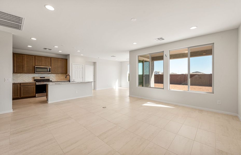 Representative unfurnished interior of a home built from the Rimini by Pulte Homes in Upper Canyon, Phoenix (Image 13). Representative unfurnished interior of a home built from the Rimini by Pulte Homes in Upper Canyon, Phoenix (Image 13).