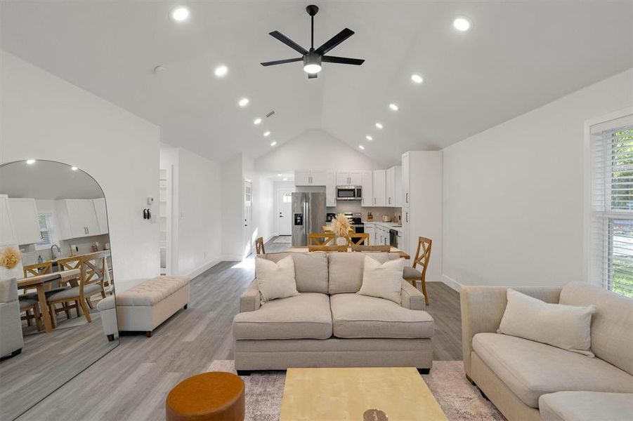 Furnished interior view inside a new home in , Cooper (Image 33).