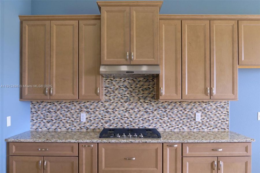 Furnished interior view inside a new home in , Hernando (Image 18).