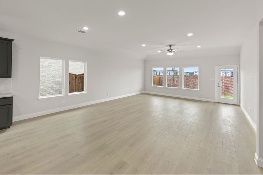 Representative unfurnished interior of a home built from the Patriot by Rockwell Homes in Walden Pond, Forney (Image 35). Representative unfurnished interior of a home built from the Patriot by Rockwell Homes in Walden Pond, Forney (Image 35).