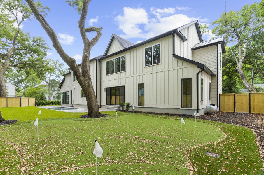 Exterior details and patio area of a home in , Mount Pleasant (Image 30).