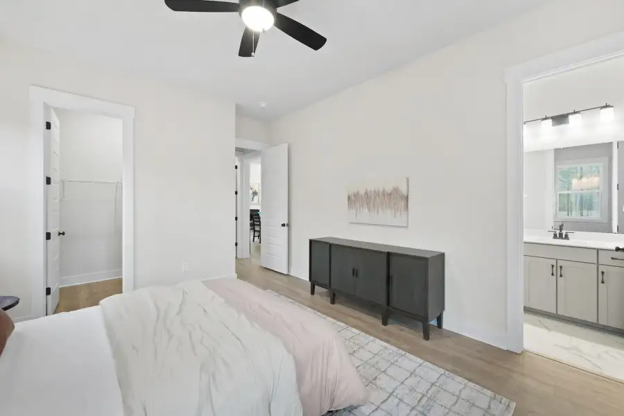 Representative furnished interior of a home built from the Madison by Hunter Quinn Homes in Church Creek Reserve, Johns Island (Image 10).