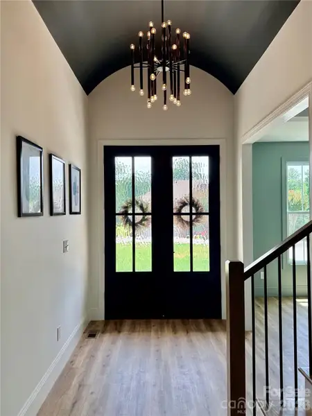 Spacious, unfurnished interior of a new home in , Hickory (Image 36).