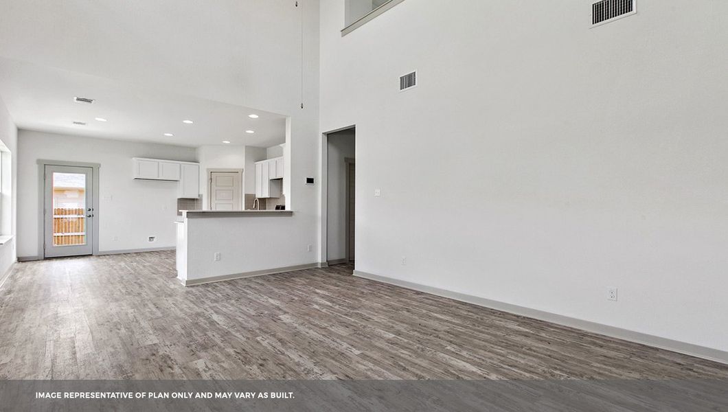 Spacious, unfurnished interior of a new home in Frontier, Mustang Ridge (Image 14).
