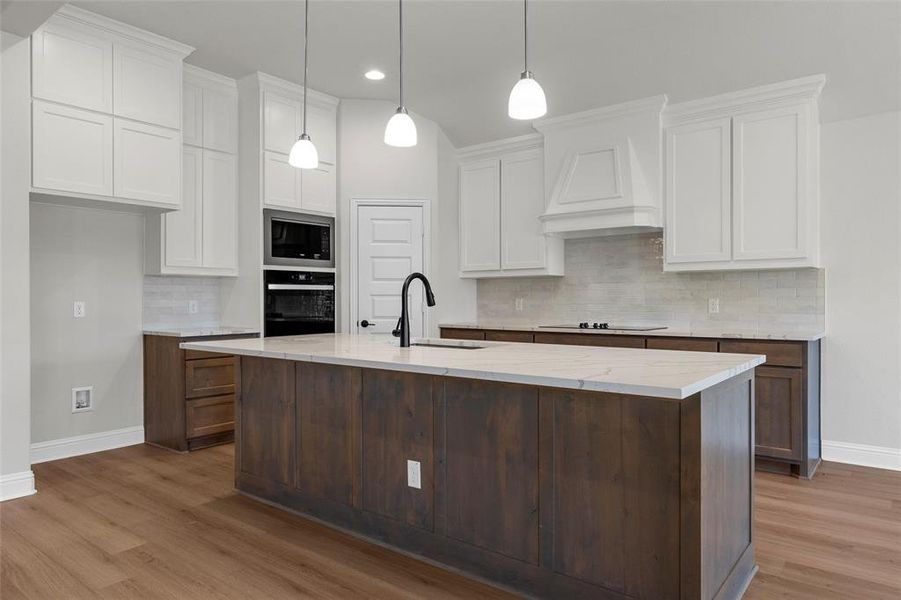 Furnished interior view inside a new home in Stoneridge, Hewitt (Image 12). Furnished interior view inside a new home in Stoneridge, Hewitt (Image 12).