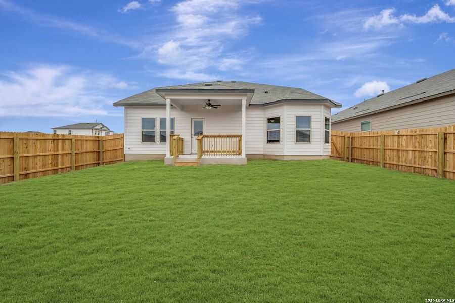 Exterior details and patio area of a home in Winding Brook, San Antonio (Image 3).
