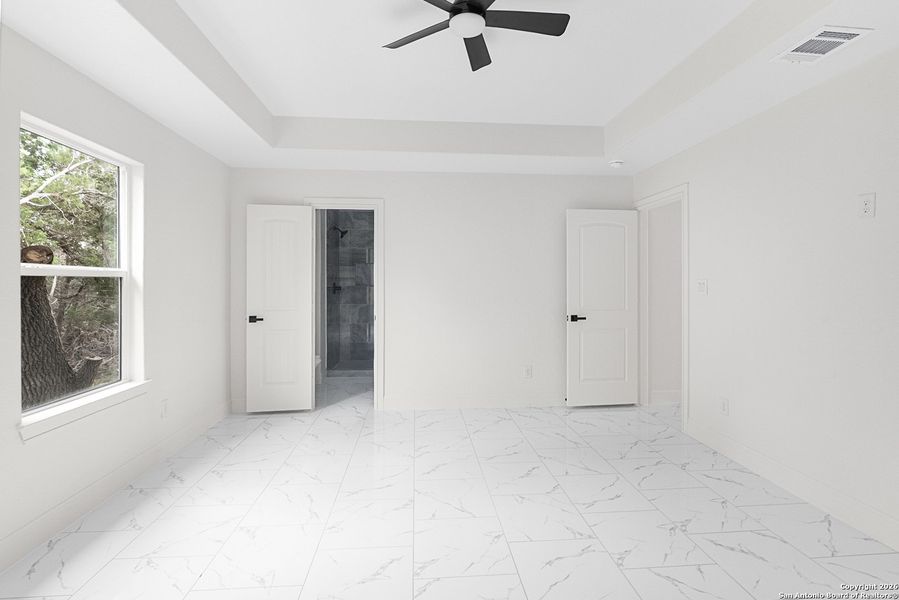 Spacious, unfurnished interior of a new home in , Spring Branch (Image 19). Spacious, unfurnished interior of a new home in , Spring Branch (Image 19).