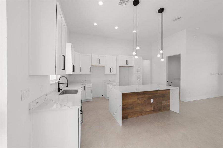 Furnished interior view inside a new home in , Ocala (Image 5).