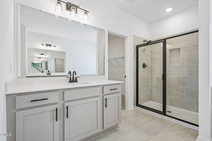 46-web-or-mls-Fetching Pl-S2905-046