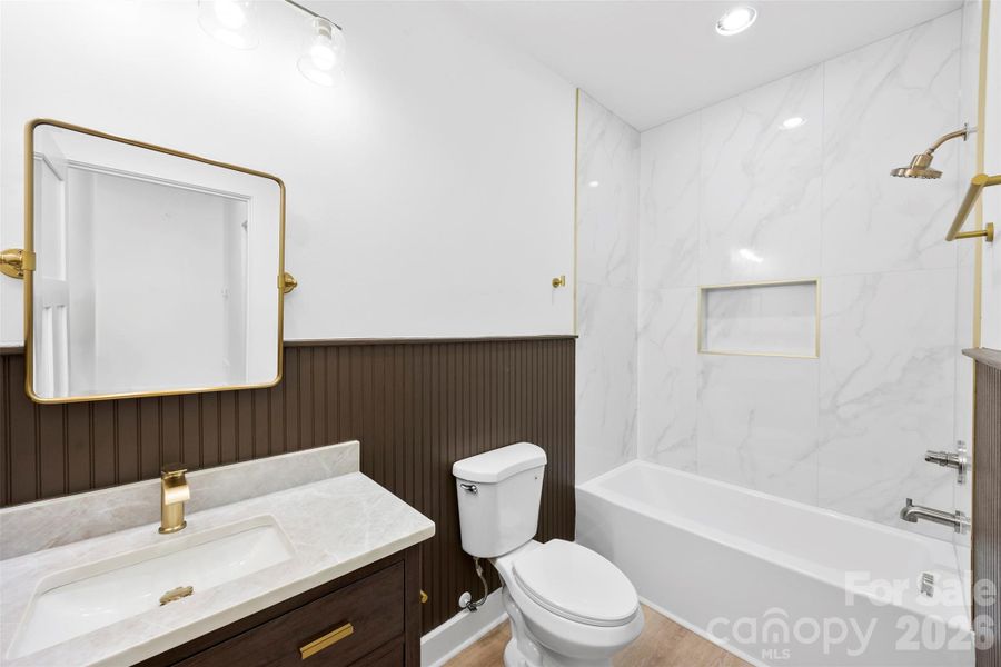 Furnished interior view inside a new home in , Kannapolis (Image 12).