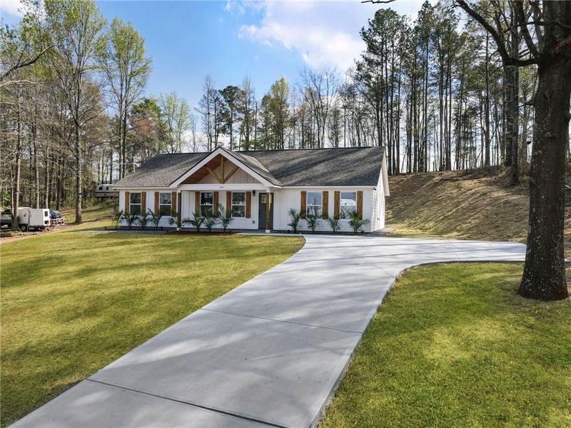 Image 48 of a home in .