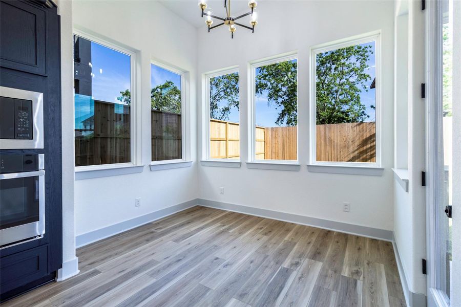 Spacious, unfurnished interior of a new home in , Houston (Image 12).