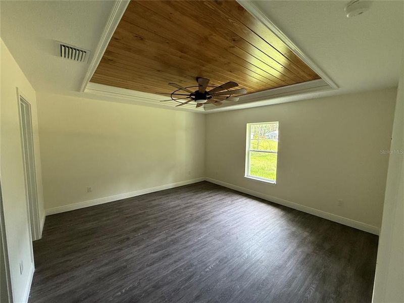 Spacious, unfurnished interior of a new home in , Dunnellon (Image 23).