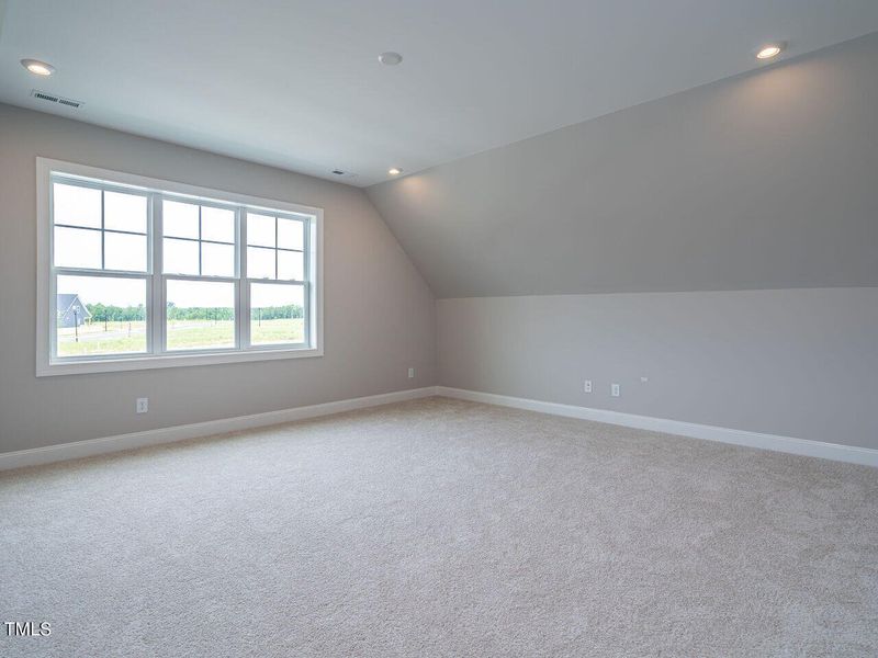 029-1280x960-bonus-room