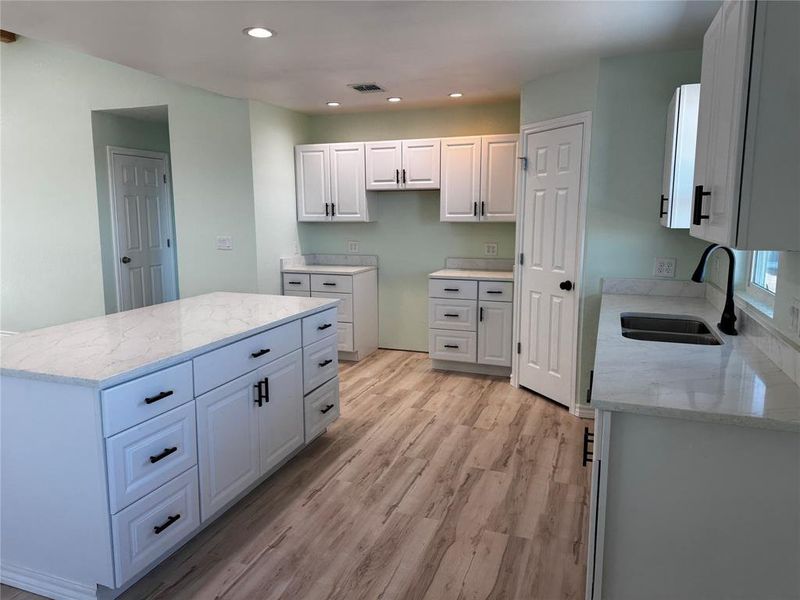Furnished interior view inside a new home in , Granbury (Image 8).