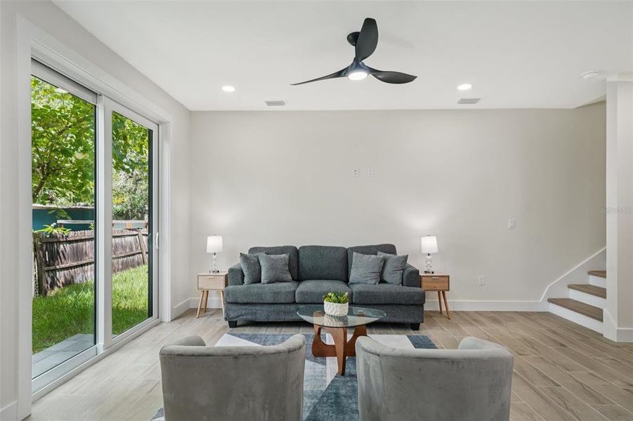 Furnished interior view inside a new home in , Largo (Image 10).