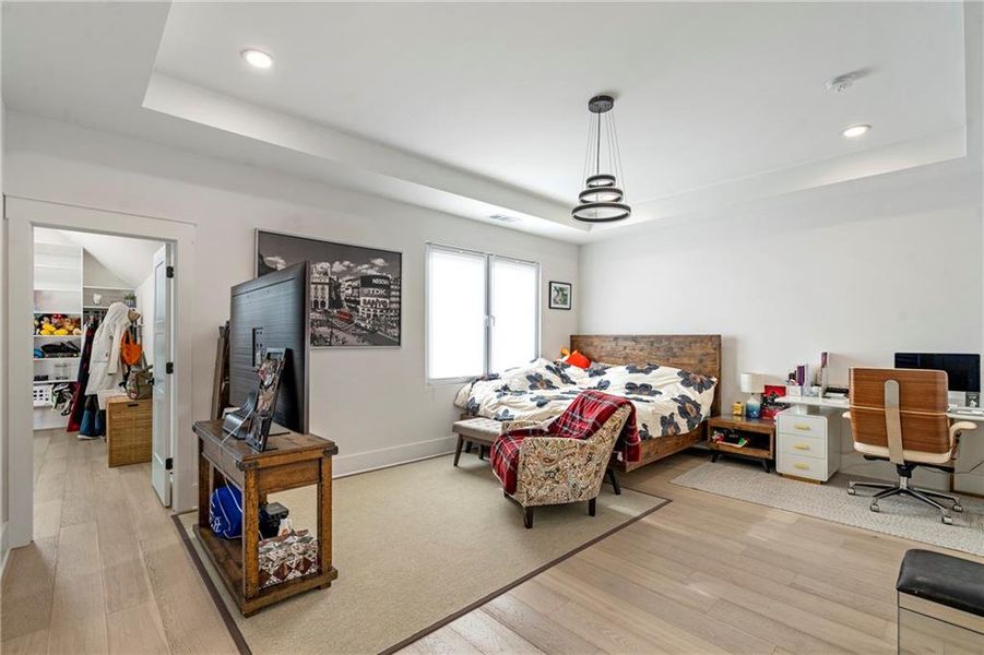 Furnished interior view inside a new home in , Lawrenceville (Image 34).