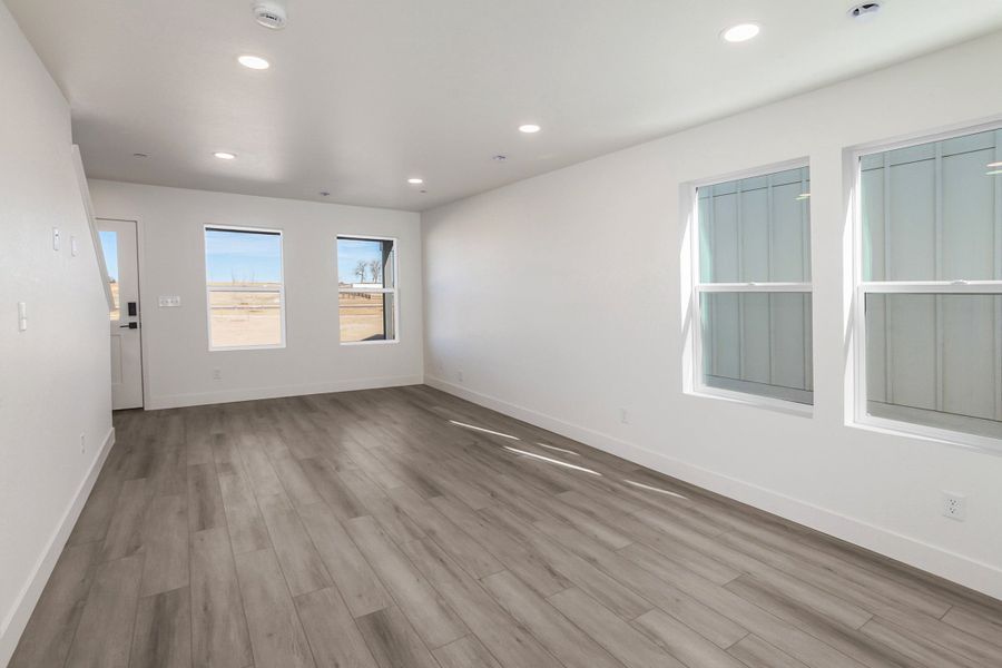 Spacious, unfurnished interior of a new home in Prairie Song, Windsor (Image 32). Spacious, unfurnished interior of a new home in Prairie Song, Windsor (Image 32).