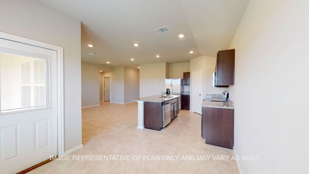 Representative unfurnished interior of a home built from the Bellvue by D.R. Horton in Reynolds Crossing, Killeen (Image 12).