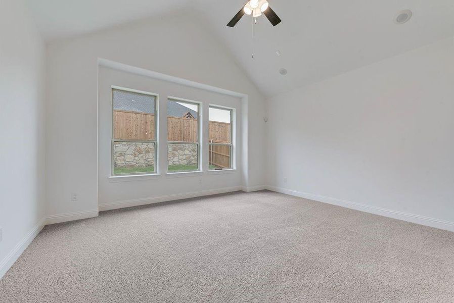 Spacious, unfurnished interior of a new home in Somerset Park, Rockwall (Image 15). Spacious, unfurnished interior of a new home in Somerset Park, Rockwall (Image 15).