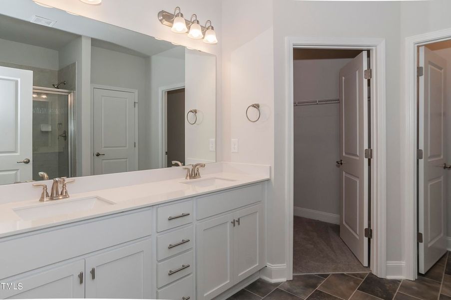Representative furnished interior of a home built from the 2505 by Adams Homes in Williams Ridge, Bailey (Image 8). Representative furnished interior of a home built from the 2505 by Adams Homes in Williams Ridge, Bailey (Image 8).