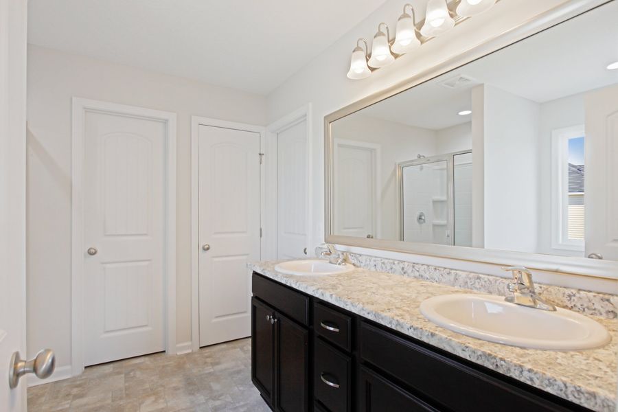 Representative furnished interior of a home built from the The Sunbury by RTS Homes in Doctor's Creek, Ludowici (Image 10).