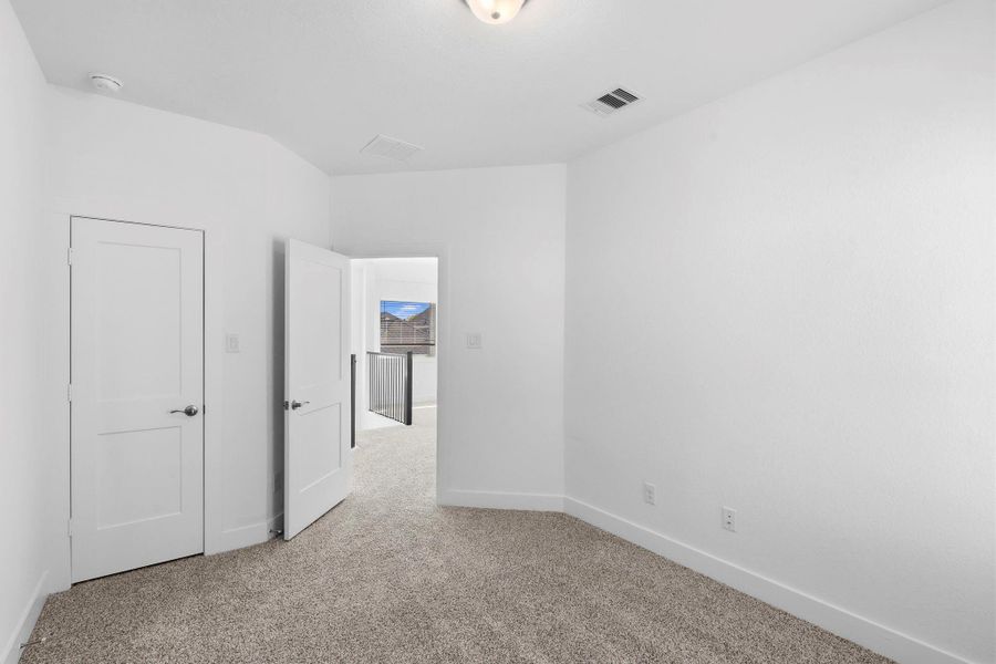 Spacious, unfurnished interior of a new home in Emory Glen, Magnolia (Image 27).