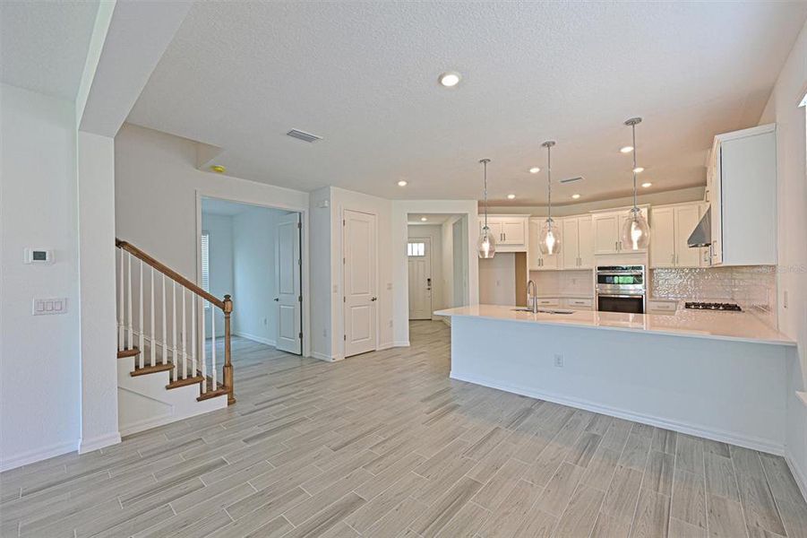 Spacious, unfurnished interior of a new home in , Nokomis (Image 14).