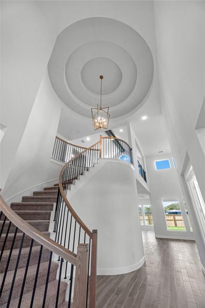 Spacious, unfurnished interior of a new home in Sienna, Missouri City (Image 18).