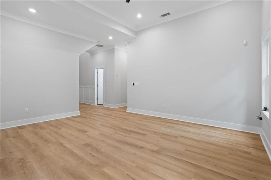 Spacious, unfurnished interior of a new home in , Ellenwood (Image 17).