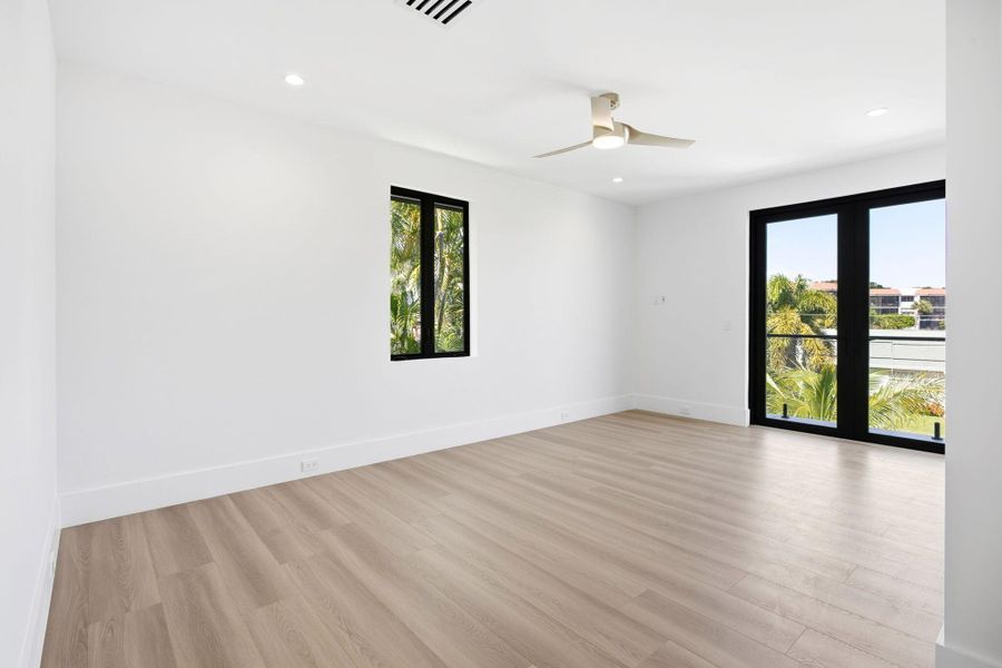 Spacious, unfurnished interior of a new home in , Boca Raton (Image 22). Spacious, unfurnished interior of a new home in , Boca Raton (Image 22).