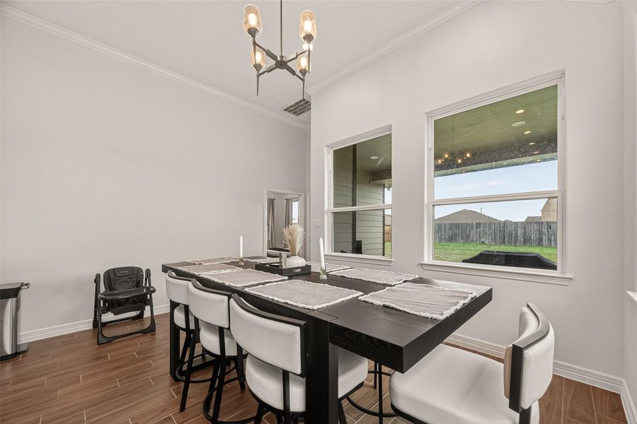 Furnished interior view inside a new home in , Anahuac (Image 28).