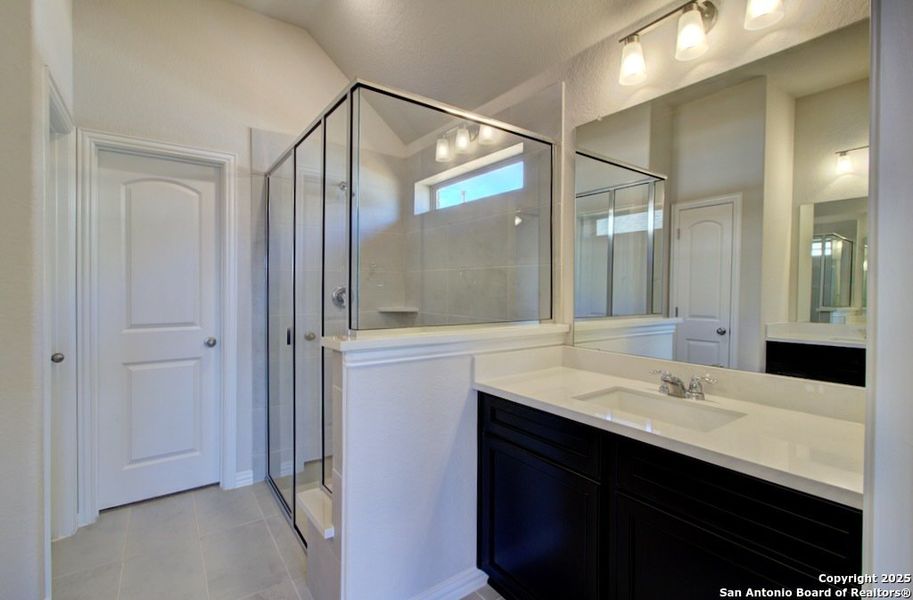 Furnished interior view inside a new home in Meyer Ranch – Premier, New Braunfels (Image 2).