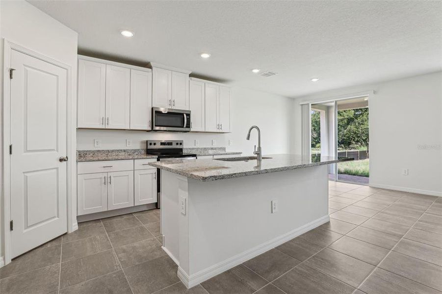 Furnished interior view inside a new home in Hamilton Bluff - Signature Series, Lake Hamilton (Image 13).